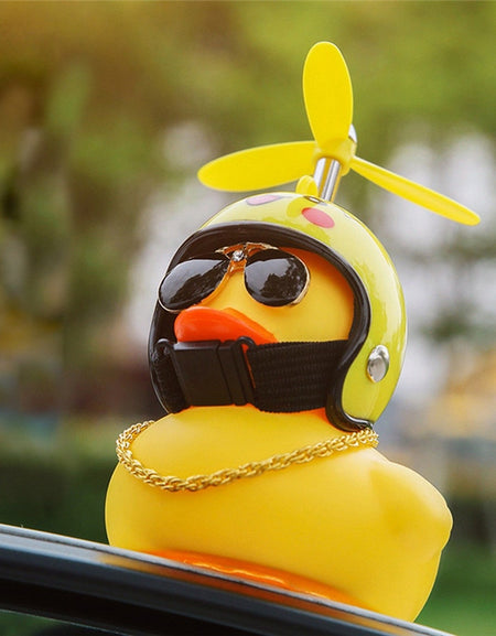 Car Duck with Helmet Broken Wind Small Yellow Duck Road Bike Motor Helmet Riding Cycling Accessories Without Lights