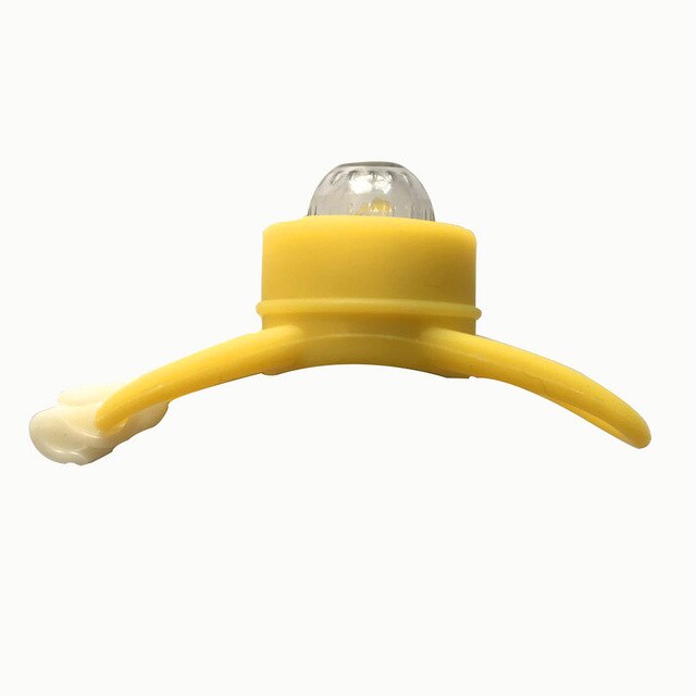 Modern distinctive duck with a fun wind helmet Yellow duck suitable for all kinds of cars